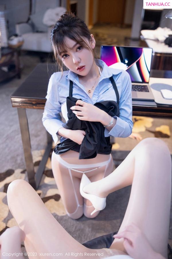 萌汉药baby  [XiuRen]高清写真图 2023.04.27 No.6645 Arude薇薇 合集美腿第12张图片